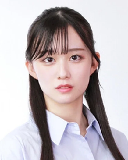 岡田 真祐子